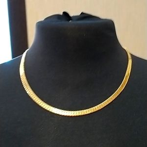Italian made maglia necklace.